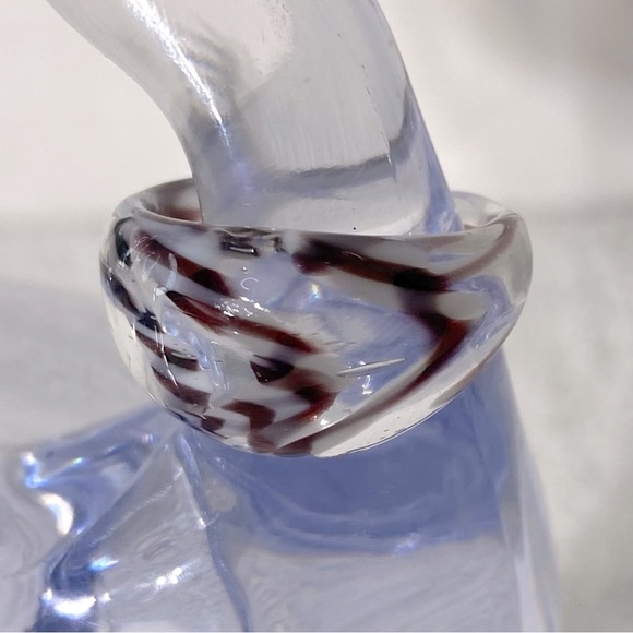 Vintage Art Glass Handmade Burgundy White Band Ring - Picture 2 of 12